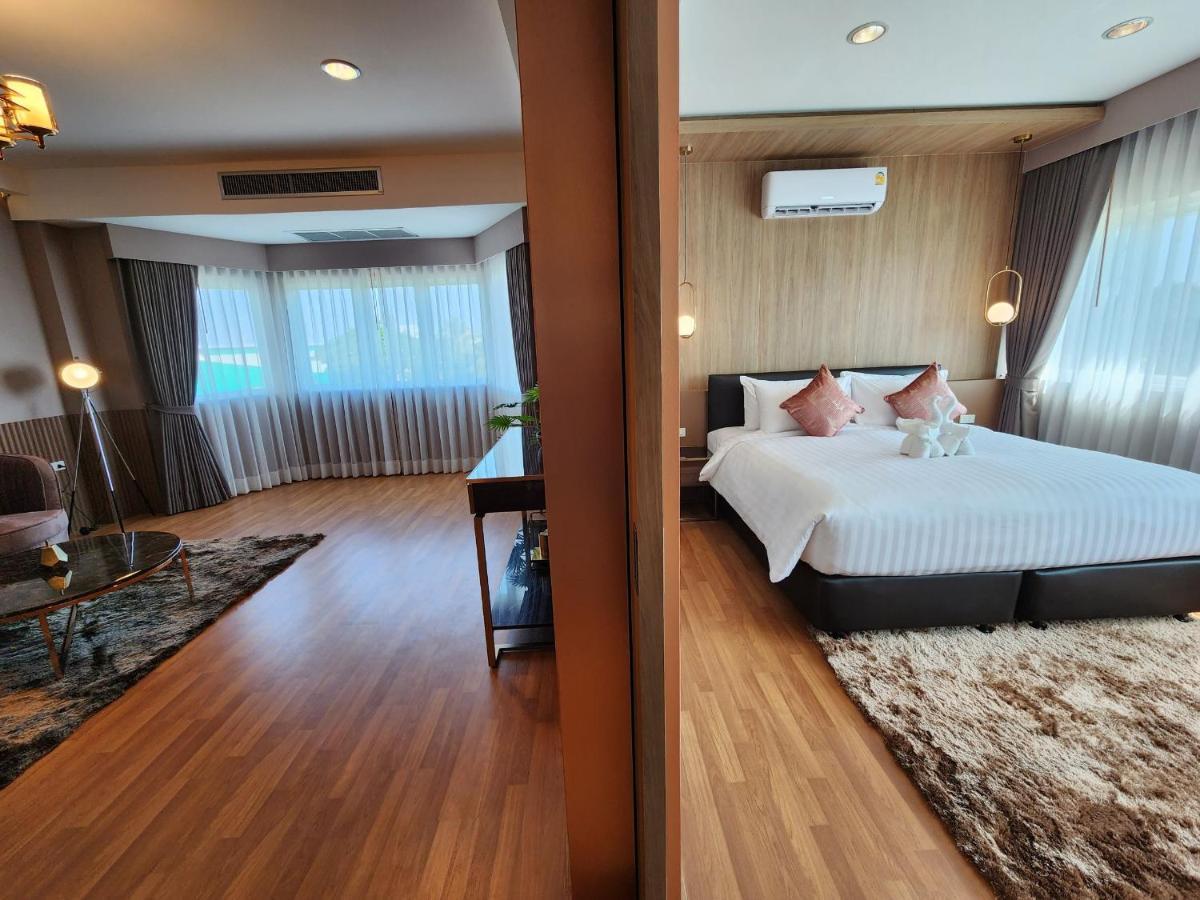 Siamgrand Hotel Udon Thani Exterior photo