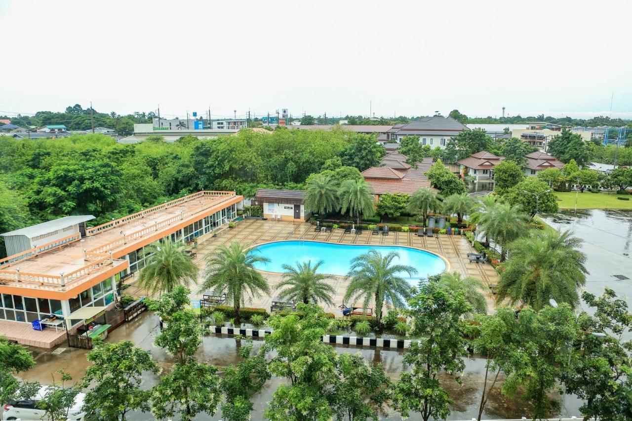 Siamgrand Hotel Udon Thani Exterior photo